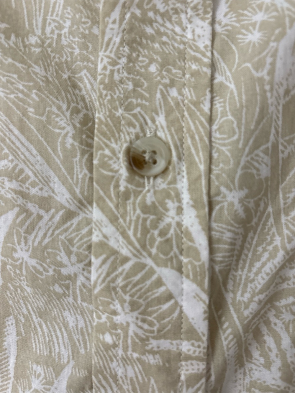 Banana Republic Button Down Men’s Short Sleeve Shirt XL Floral Preppy Slim Fit - Picture 6 of 11